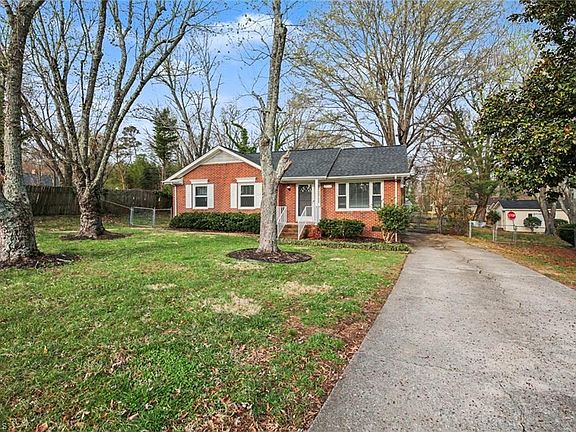 2nd image of 2704 Renee Dr