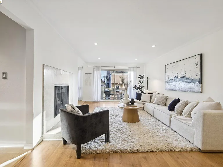 55 Fairmount Ave — Photo 2