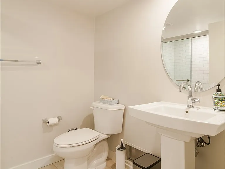 1519 Doheny Way — Photo 20