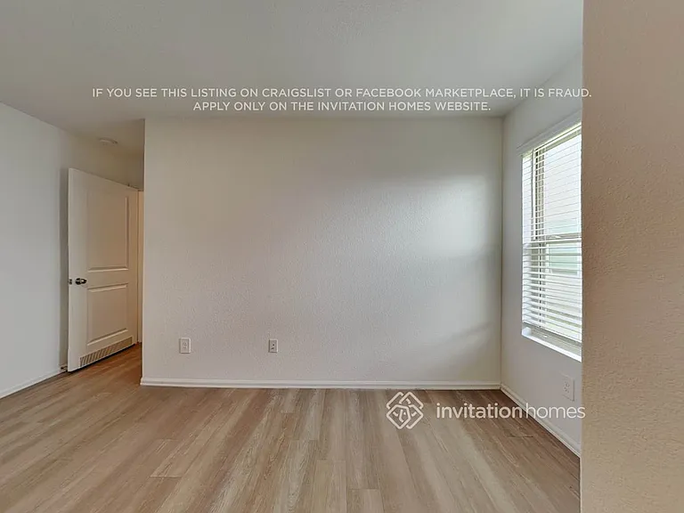18735 Mercer Falls Dr — Photo 12