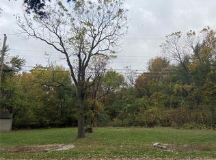 1705 S Union St, Staunton, IL 62088