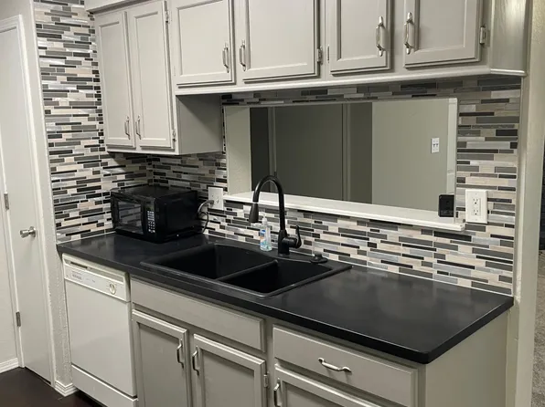 9012 S College Ave Unit 2006, Tulsa, OK 74137