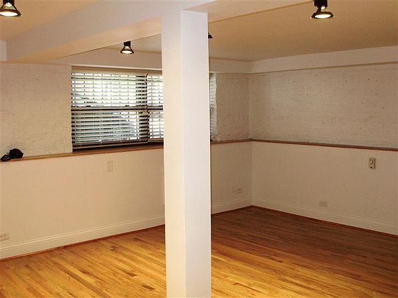 5th image of 903 W Diversey Ave #G
