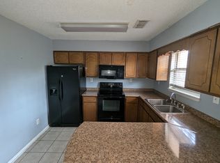 632 McDowell Rd, Hinesville, GA 31313