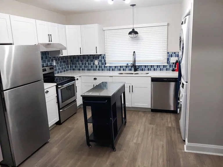 314 N Linwood Ave — Photo 3