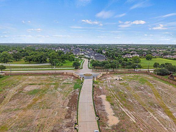 5th image of 7003 Meadowview Estates Ct