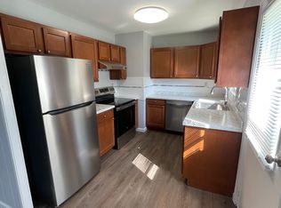 2215 Valley Brook Ln, Saint Joseph, MO 64503