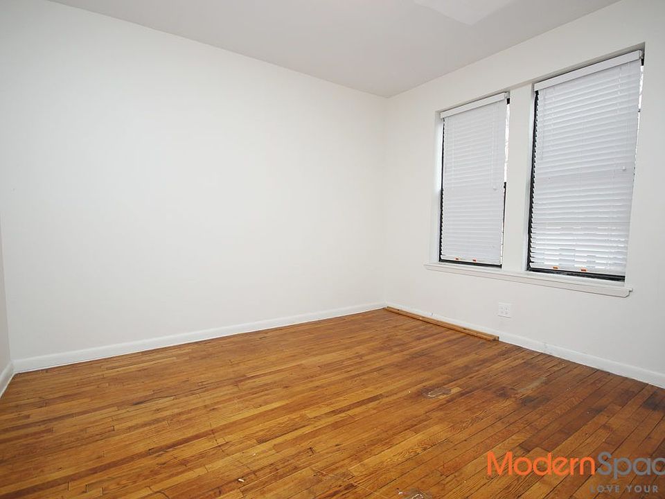 1st image of 2439 27th St APT 1A