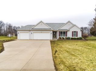 3011 Bullis Rd, Elma, NY 14059