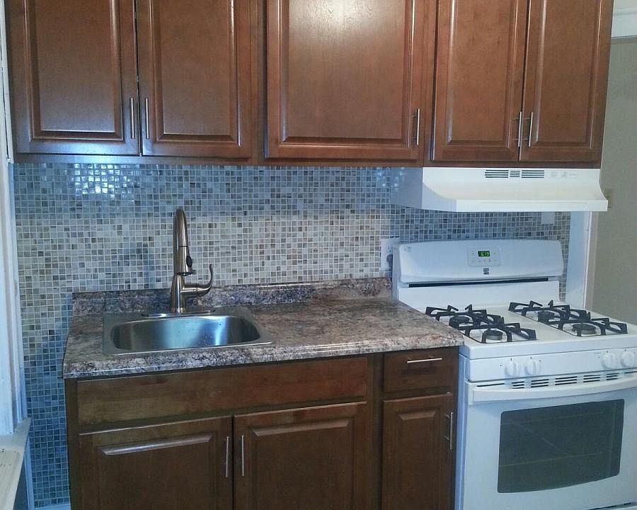 1st image of 76 Bremond St #2