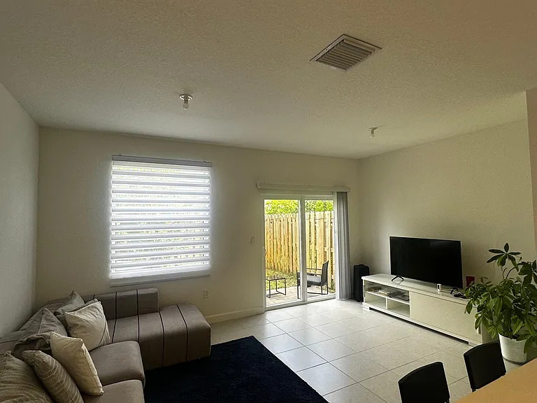 2811 SE 26th Ave — Photo 9