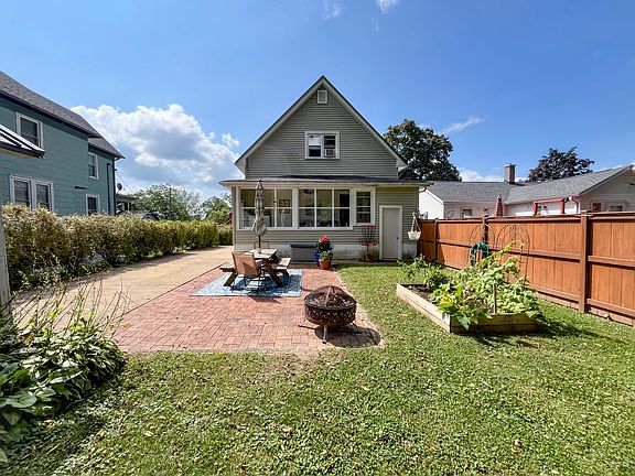 5th image of 219 Hoy Ave