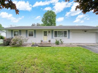 2837 Elmwood Dr, Adrian, MI