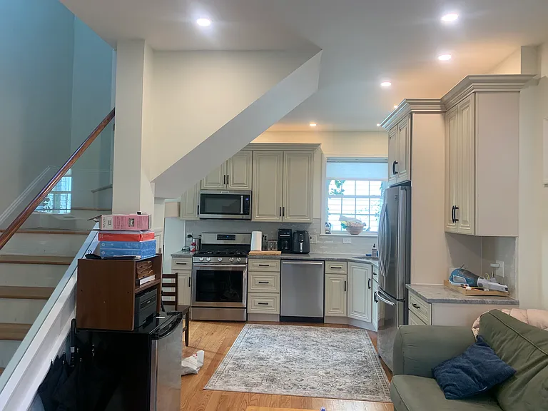 9 Ashton Pl #1A — Photo 8