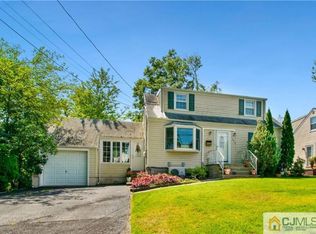 645 Richfield Ave, Kenilworth, NJ 07033