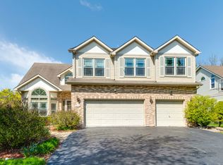 275 Knox Park Rd, Lake Zurich, IL 60047