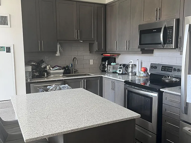 15 Lynch St #303 — Photo 22