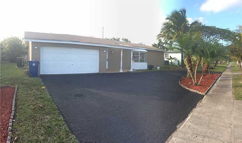 1st image of 2131 NW 98th Ave
