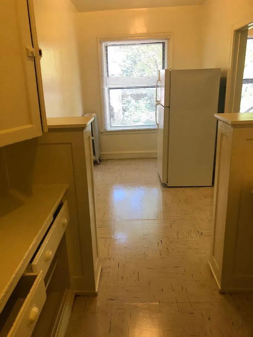 5140 S Woodlawn Ave — Photo 2