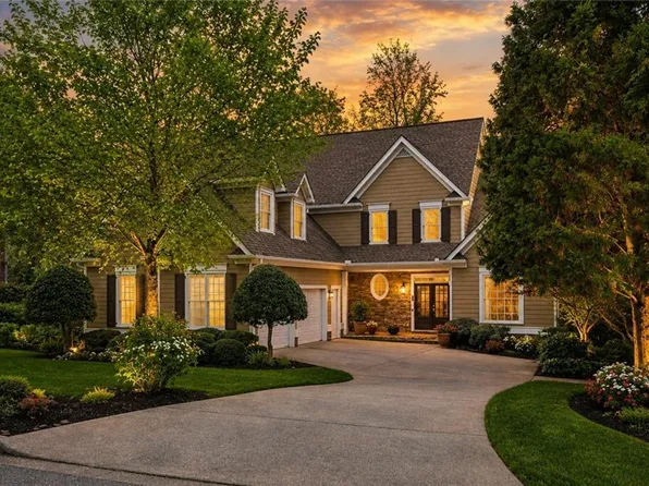 1985 Silverstone Dr, Lawrenceville, GA 30045