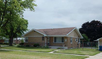 1st image of 796 E 163rd Pl