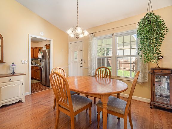 4th image of 7028 Somerset Farms Dr