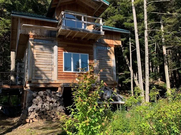 Nhn Nhn Tenakee, Tenakee Springs, AK 99841