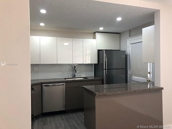 4th image of 1475 NE 125th Ter APT 506A