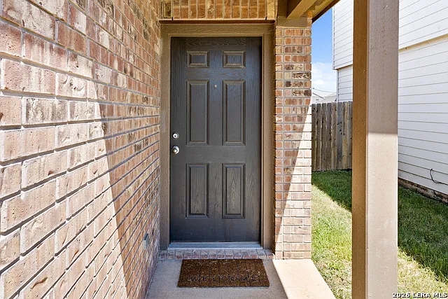 4 bed, 1794 sqft, $1,775 — Photo 2