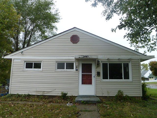 1st image of 2445 Hanna Dr