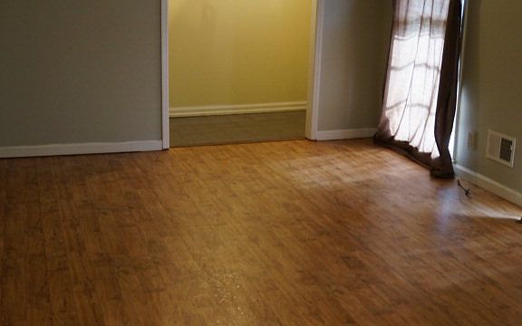 4th image of 3883 Lucerne Dr