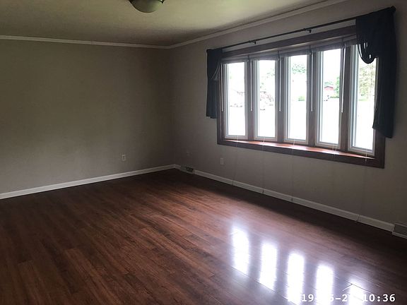 2nd image of 20522 Ambleside Dr