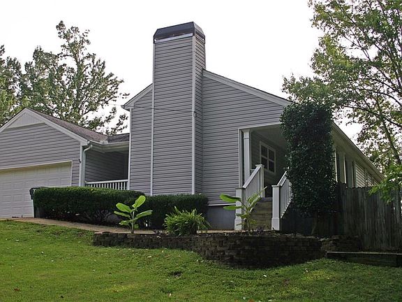 2nd image of 6664 Oakland Dr