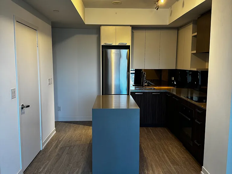 1830 Bloor St W #439 — Photo 7