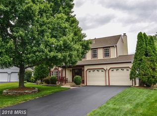 14524 Oak Cluster Dr, Centreville, VA 20120