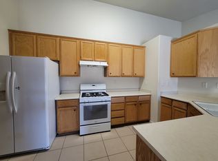 2122 W Antley St, Merced, CA 95348