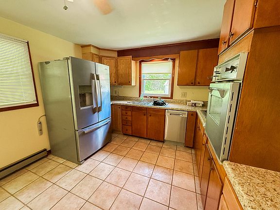 4th image of 520 Wilsie Rd