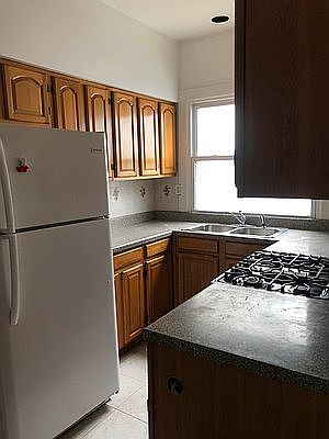 1st image of 810 71st St #2
