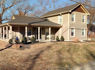 7110 Brockway St, Shawnee, KS 66227