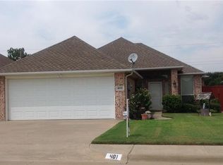 401 Blake Ln, Midlothian, TX 76065