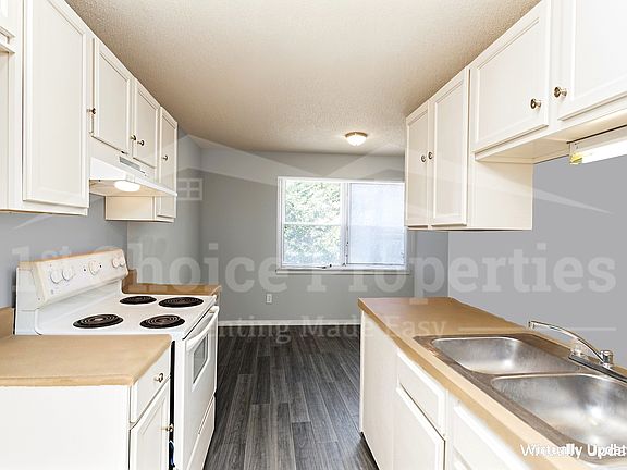 5th image of 1743 6th Pl NW