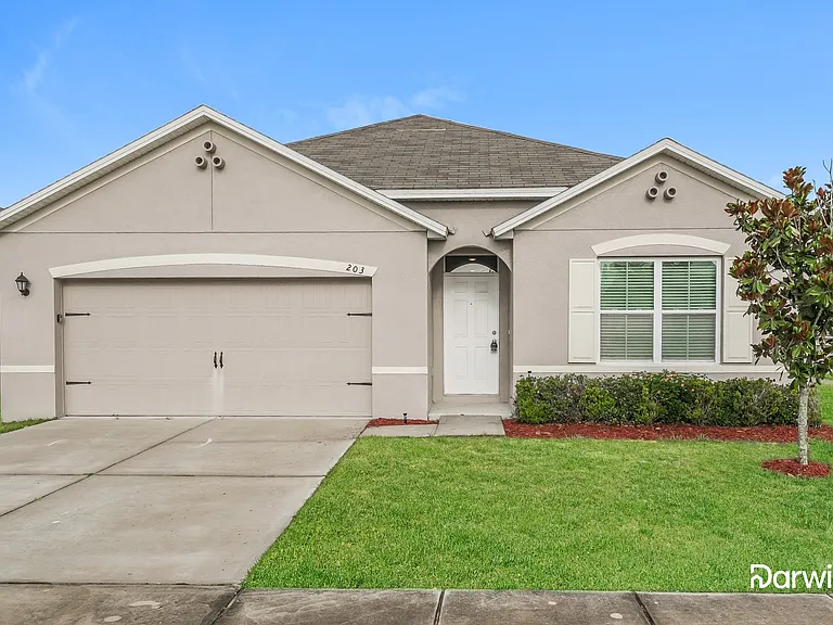 203 Bella Dr — Photo 1