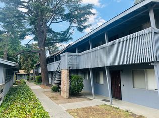 1707 W Swain Rd APT 10, Stockton, CA 95207
