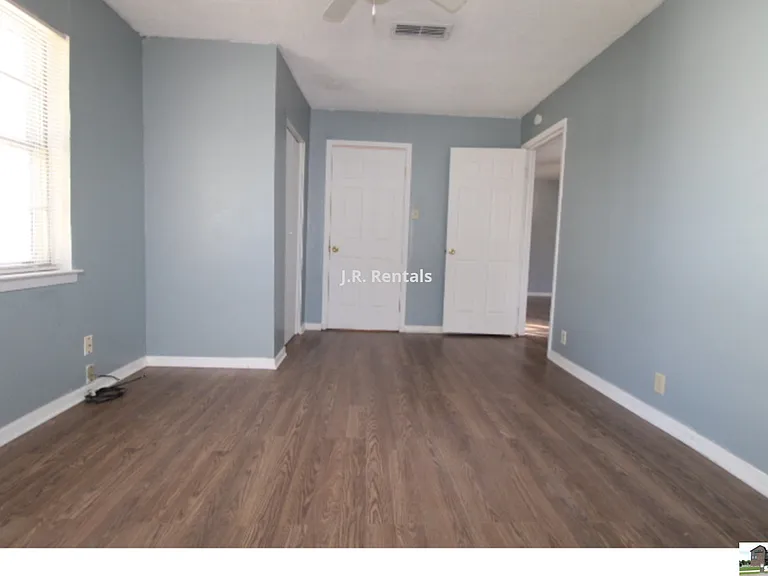 409 Short Ave — Photo 14