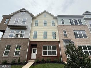 10106 Queens Way, Manassas, VA 20110