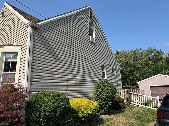 2nd image of 253 Service Ave