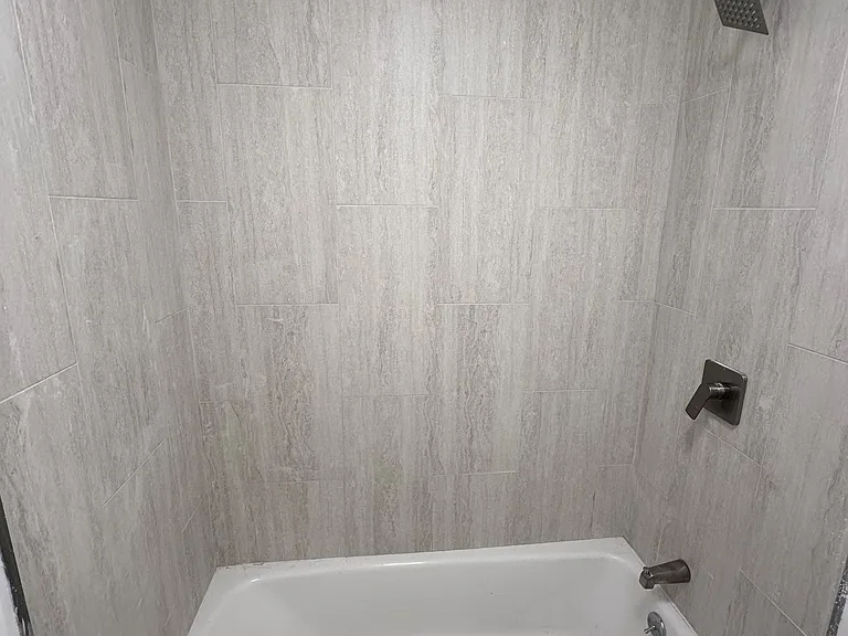 2805 Riverside Dr — Photo 9