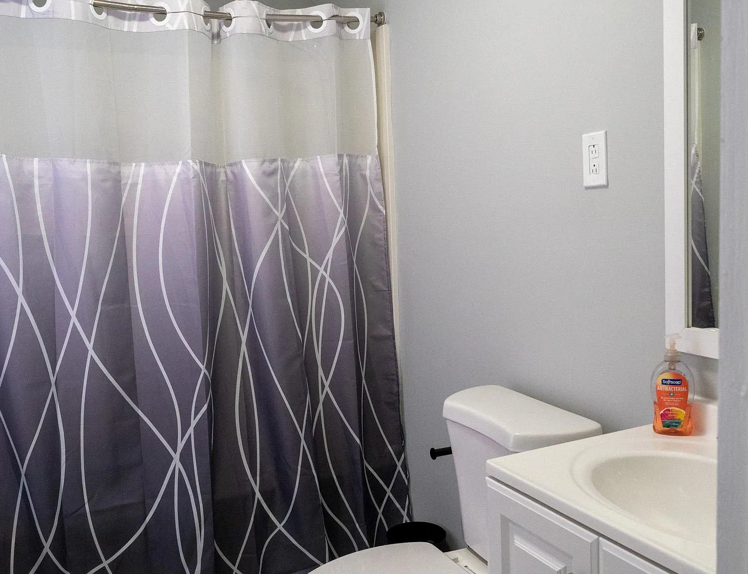 4 bed, 2.0 bath, 1260 sqft, $1,274 — Photo 4
