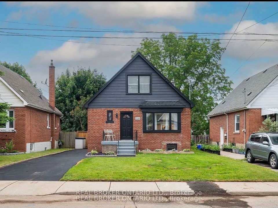 220 Holmesdale Ave #LOWER LEVEL