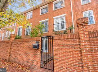 4108 11th St N, Arlington, VA 22201